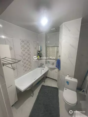 2-комнатная квартира, этаж 2 из 10, 67 м²