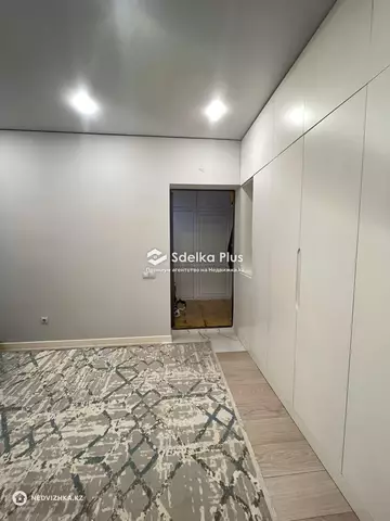 3-комнатная квартира, этаж 3 из 7, 82 м²