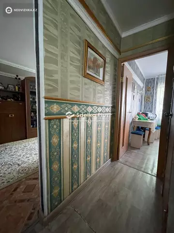 3-комнатная квартира, этаж 4 из 5, 61 м²