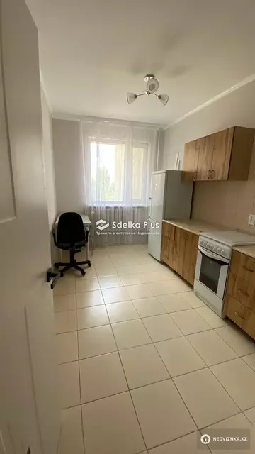 1-комнатная квартира, этаж 3 из 13, 34 м²