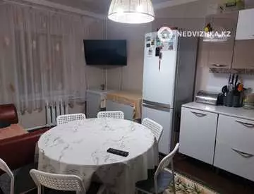 4-комнатный дом, 10 соток, 130 м²