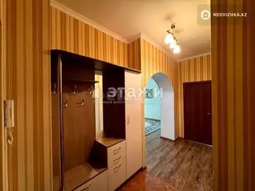 3-комнатная квартира, этаж 4 из 14, 80 м², на длительный срок