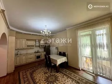 3-комнатная квартира, этаж 4 из 14, 80 м², на длительный срок