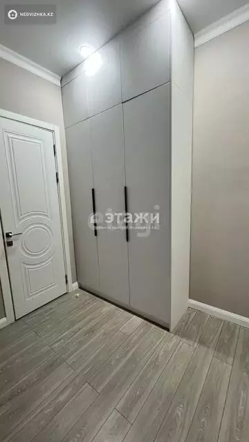 3-комнатная квартира, этаж 10 из 18, 60 м²