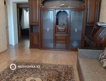 3-комнатная квартира, этаж 3 из 5, 77 м²