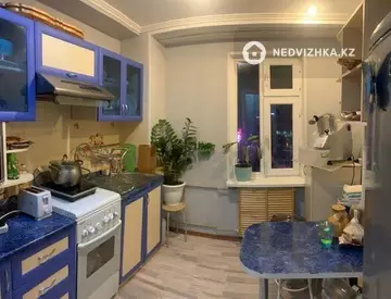 2-комнатная квартира, этаж 8 из 12, 52 м²