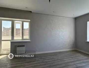 2-комнатная квартира, этаж 4 из 6, 84 м²