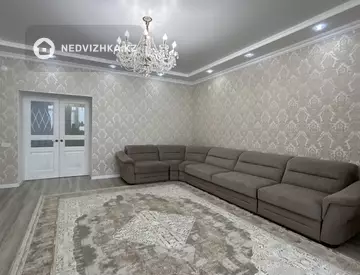 3-комнатная квартира, этаж 2 из 9, 116 м²