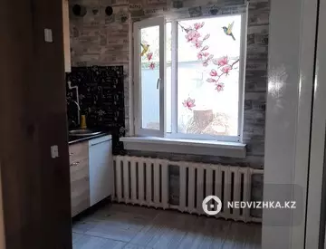 3-комнатный дом, 4 соток, 75 м², на длительный срок