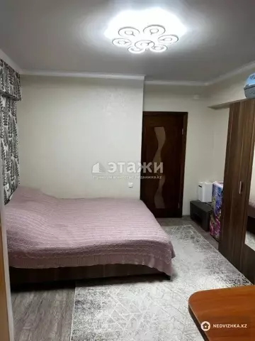 2-комнатная квартира, этаж 3 из 5, 52 м²