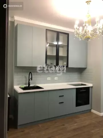 2-комнатная квартира, этаж 10 из 10, 52 м², на длительный срок