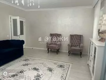 3-комнатная квартира, этаж 3 из 10, 103 м²