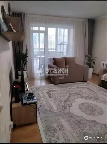 3-комнатная квартира, этаж 4 из 9, 87 м²