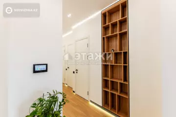 2-комнатная квартира, этаж 9 из 10, 66 м²