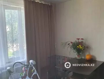 2-комнатная квартира, этаж 2 из 2, 58 м²