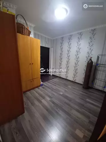 2-комнатная квартира, этаж 8 из 12, 54 м²