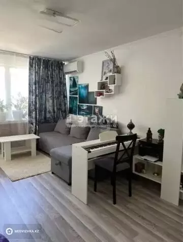 2-комнатная квартира, этаж 2 из 2, 40 м²