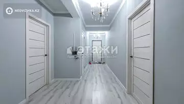 3-комнатная квартира, этаж 10 из 10, 93 м²