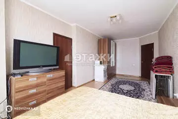 1-комнатная квартира, этаж 23 из 25, 51 м²