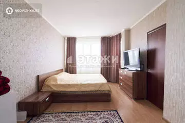 1-комнатная квартира, этаж 23 из 25, 51 м²