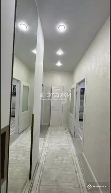 2-комнатная квартира, этаж 3 из 10, 60 м²