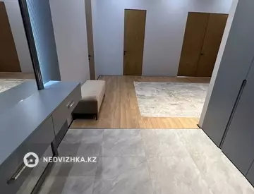 219 м², 4-комнатная квартира, этаж 2 из 3, 219 м², изображение - 18