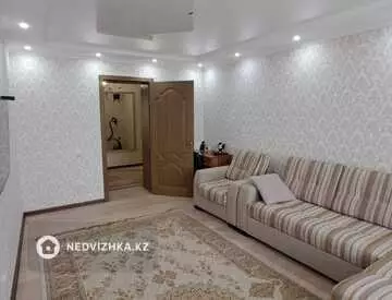 3-комнатная квартира, этаж 3 из 5, 60 м²