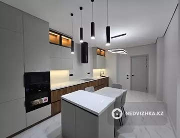 3-комнатная квартира, этаж 3 из 20, 103 м²