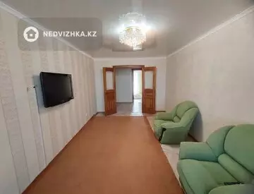 3-комнатная квартира, этаж 9 из 10, 83 м²