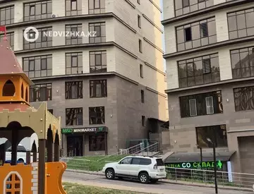 3-комнатная квартира, этаж 4 из 8, 95 м²