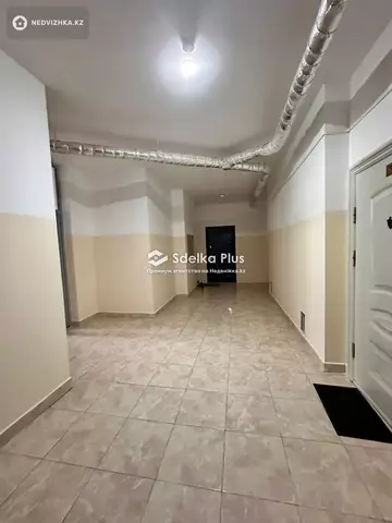 4-комнатная квартира, этаж 9 из 9, 72 м²