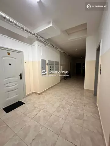 4-комнатная квартира, этаж 9 из 9, 72 м²