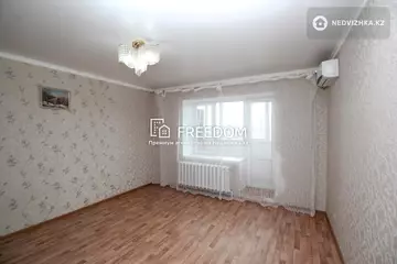 1-комнатная квартира, этаж 9 из 10, 40 м²