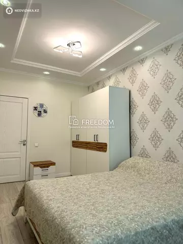 2-комнатная квартира, этаж 8 из 8, 59 м²