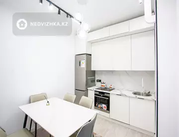 2-комнатная квартира, этаж 2 из 3, 54 м²