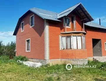 4-комнатный дом, 10 соток, 212 м²