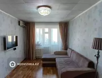 1-комнатная квартира, этаж 8 из 10, 48 м²