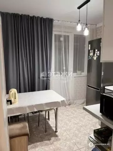 1-комнатная квартира, этаж 4 из 10, 41 м²