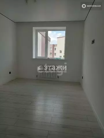 2-комнатная квартира, этаж 8 из 9, 39 м²