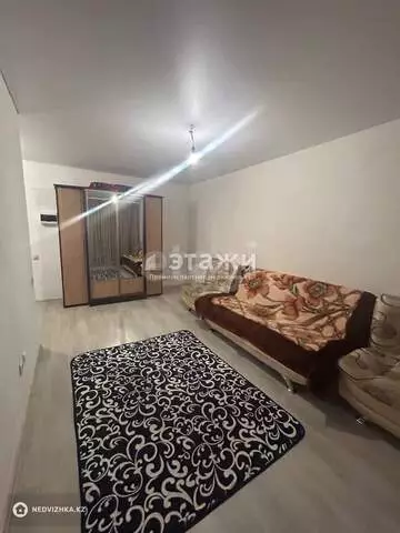 1-комнатная квартира, этаж 3 из 9, 36 м²