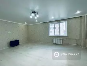 3-комнатная квартира, этаж 6 из 9, 100 м²