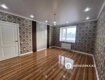 2-комнатная квартира, этаж 3 из 8, 46 м²