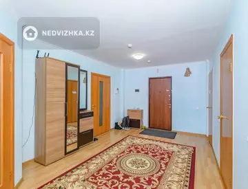 3-комнатная квартира, этаж 12 из 22, 100 м²