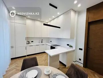 2-комнатная квартира, этаж 13 из 18, 80 м²