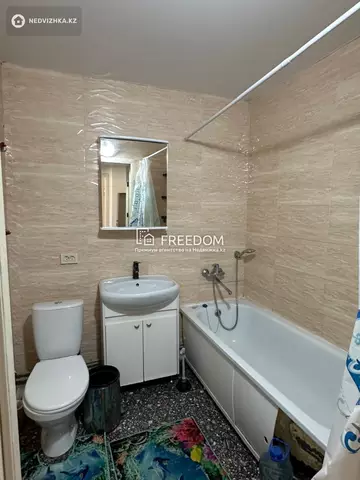 2-комнатная квартира, этаж 10 из 10, 40 м²