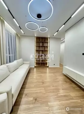 2-комнатная квартира, этаж 3 из 22, 70 м²