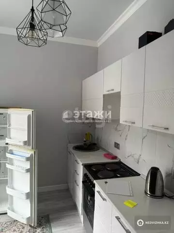 1-комнатная квартира, этаж 3 из 10, 36 м²