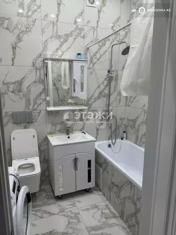 1-комнатная квартира, этаж 3 из 10, 36 м²