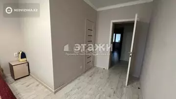 2-комнатная квартира, этаж 3 из 3, 60 м²