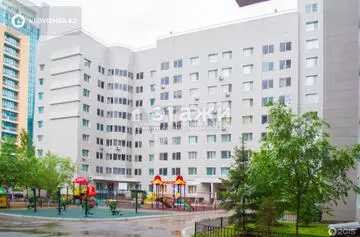 1-комнатная квартира, этаж 4 из 12, 40 м²